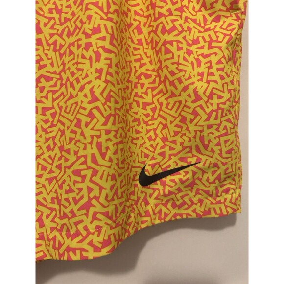 Men Nike Challanger Shorts Rare Pattern Size X-Large XL Dri Fit Athletic Pockets - Picture 7 of 7